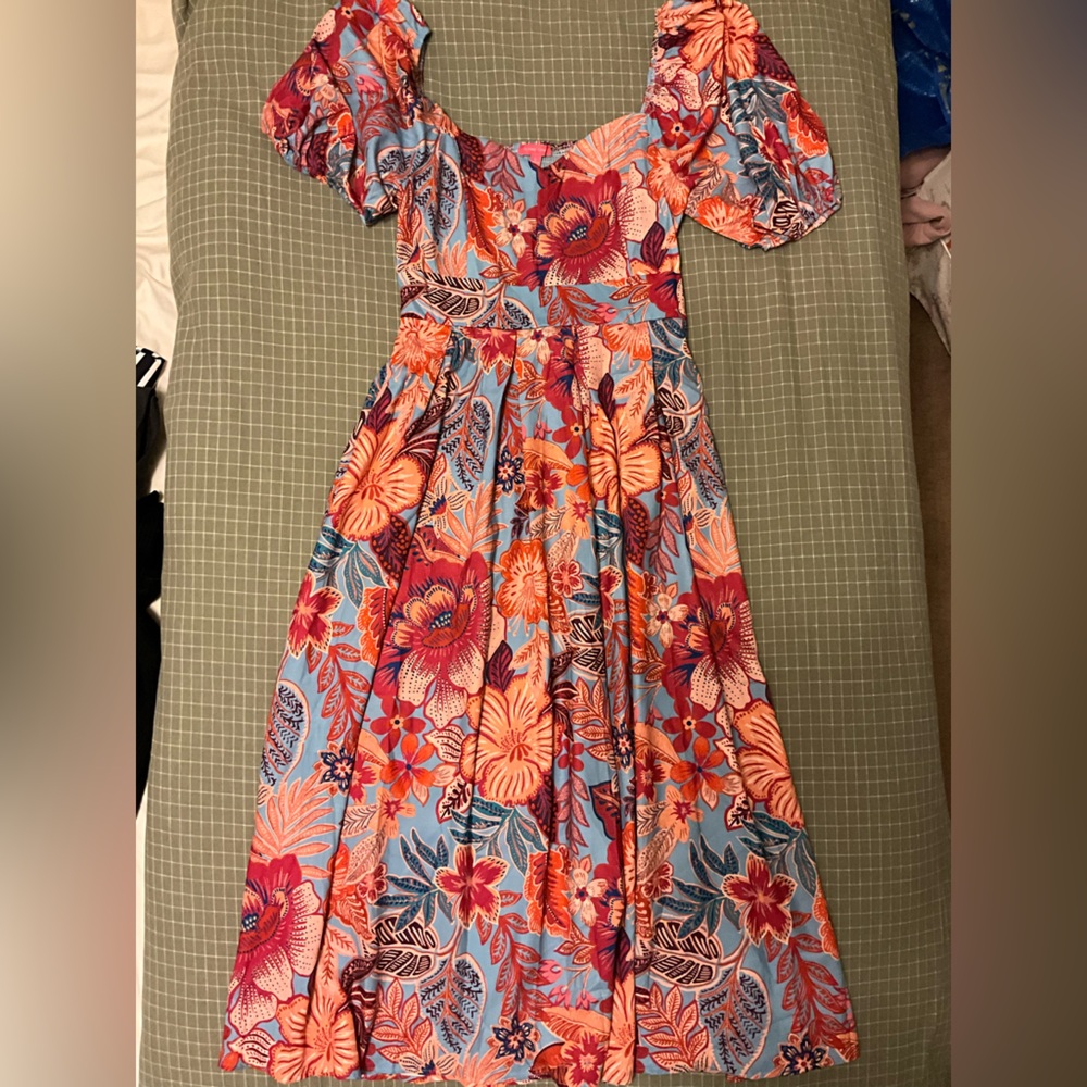 Floral Patterned Dress in Red and Blue